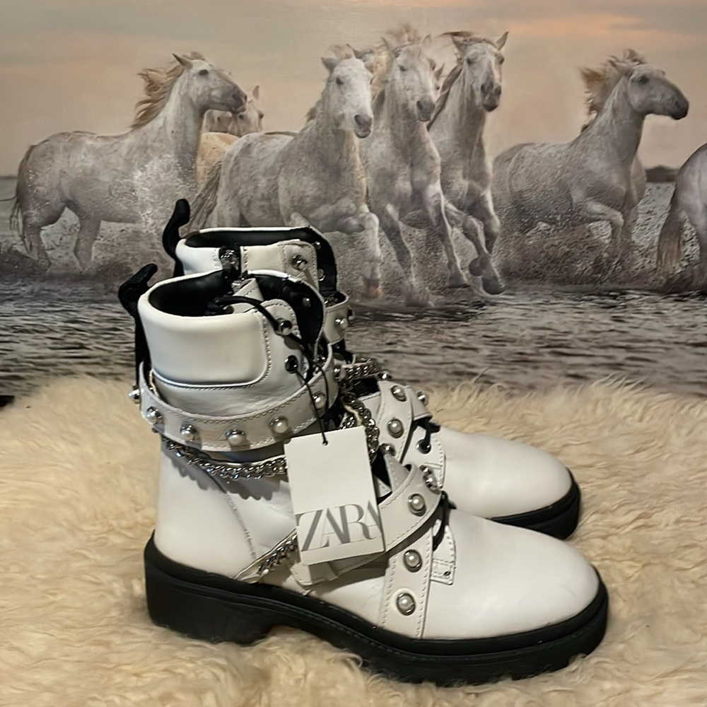 New Zara leather boots
